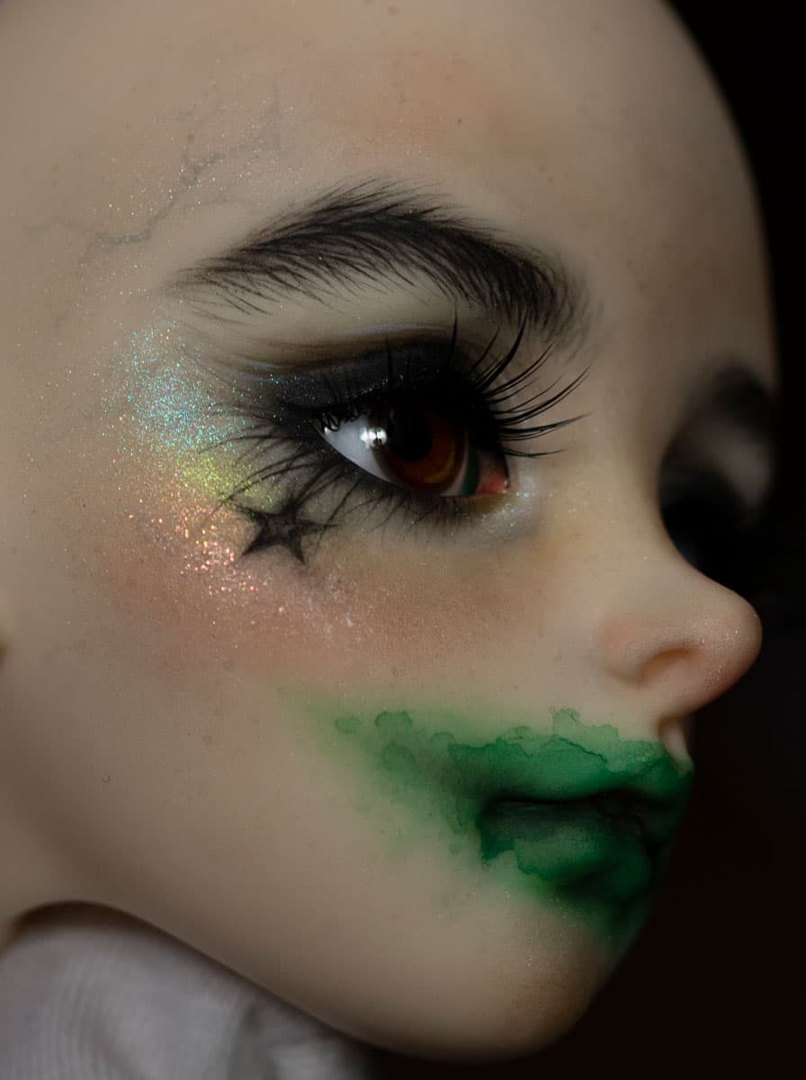 Dramatyczny Efekt - ball-jointed doll faceup by theugliestwife